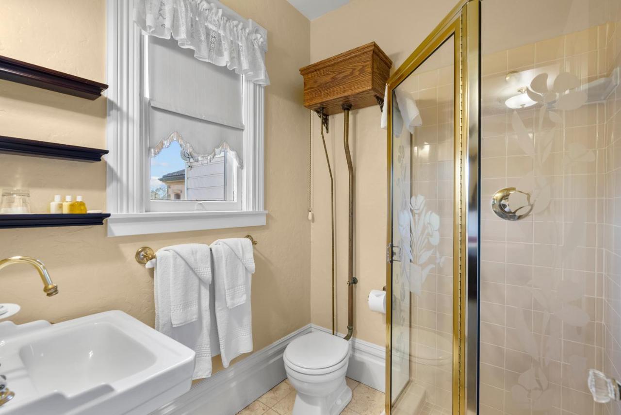 Hennessey House Bed And Breakfast Напа Екстериор снимка