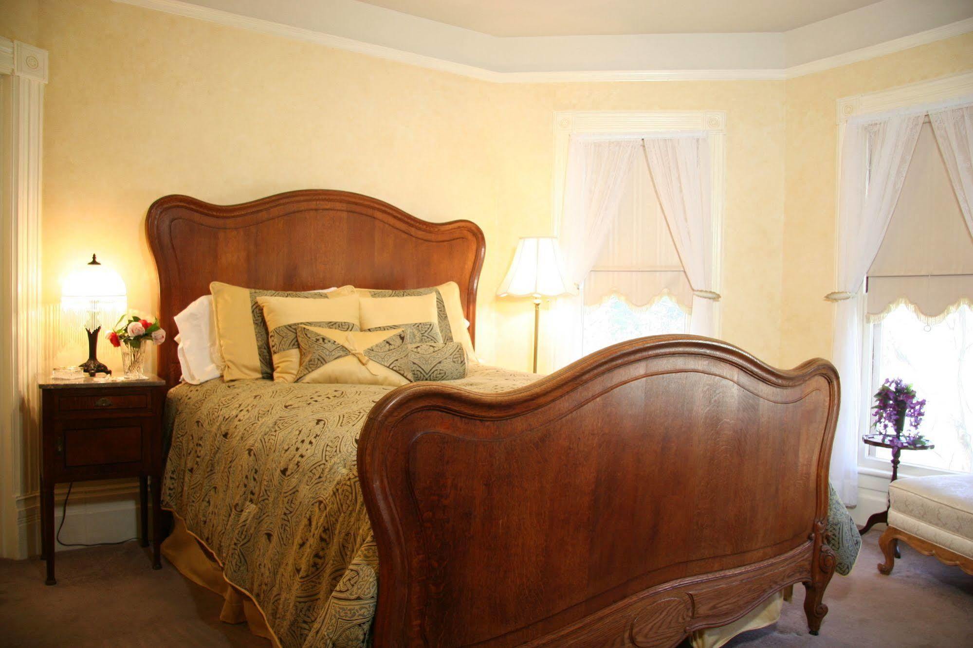 Hennessey House Bed And Breakfast Напа Екстериор снимка